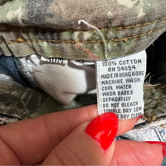 Vintage 80's Bugle Boy Cargo Jeans Denim Acid Stone Wash Jeans Size 30 - Picture 9 of 12